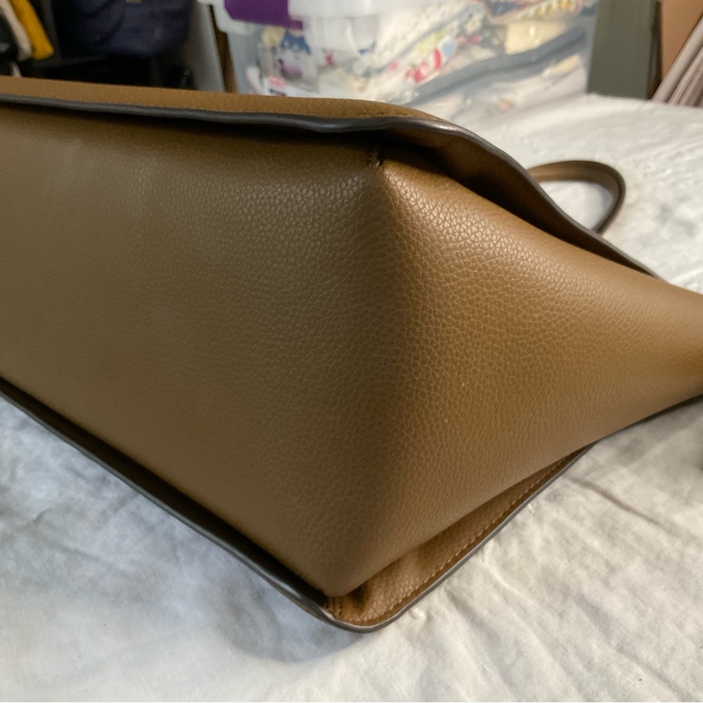 Tory Burch Robinson tan pebbled Leather Tote Bag - Picture 5 of 14